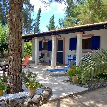 Villa Emilia Villa *