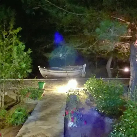Villa Villa Emilia *
